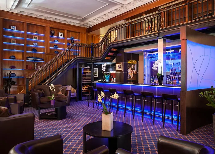 Lhotel Montreal